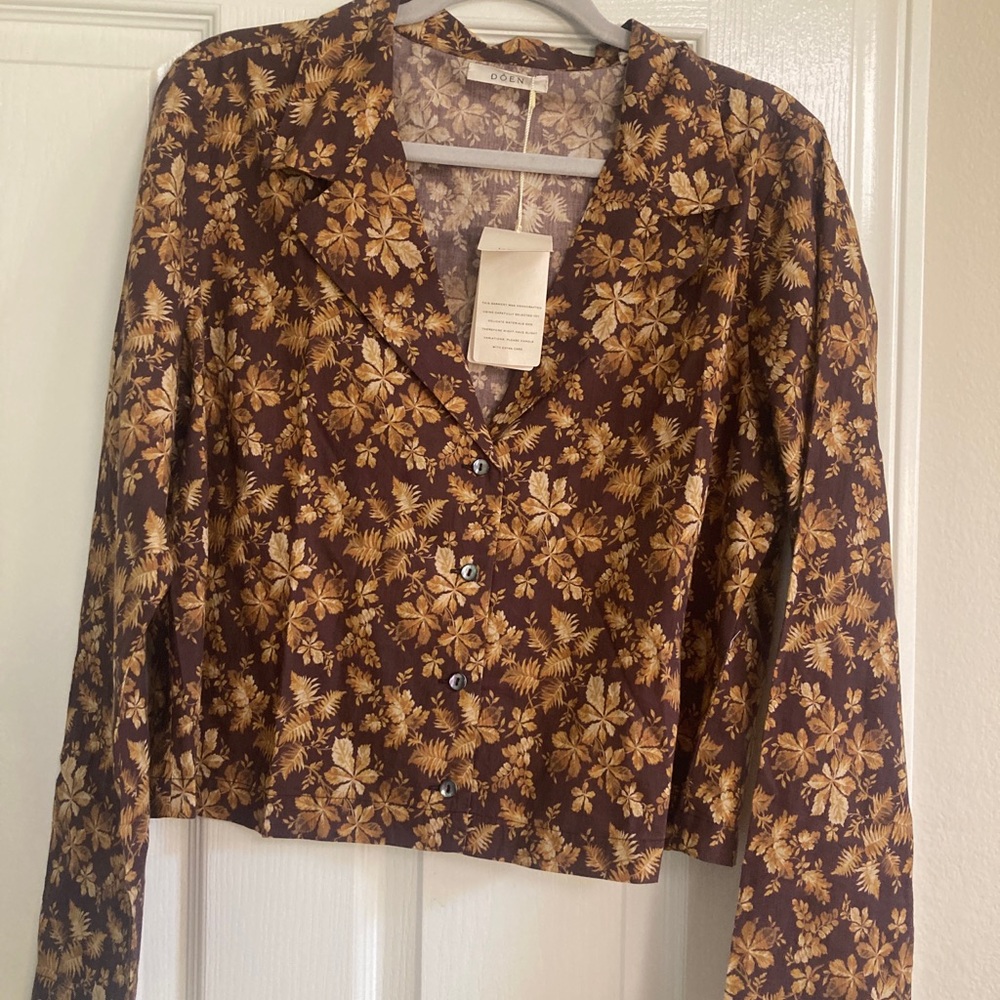 Doen Sheila top fern grove floral NWT